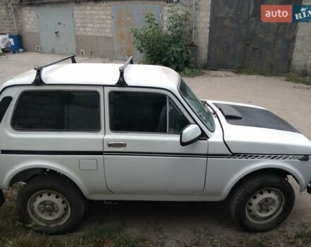Білий ВАЗ 2121 Нива, об'ємом двигуна 1.6 л та пробігом 73 тис. км за 2800 $, фото 5 на Automoto.ua