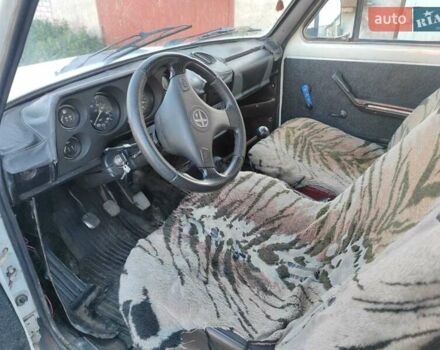 Белый ВАЗ 2121 Нива, объемом двигателя 1.1 л и пробегом 57 тыс. км за 1200 $, фото 5 на Automoto.ua