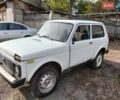 Белый ВАЗ 2121 Нива, объемом двигателя 1.6 л и пробегом 152 тыс. км за 800 $, фото 1 на Automoto.ua