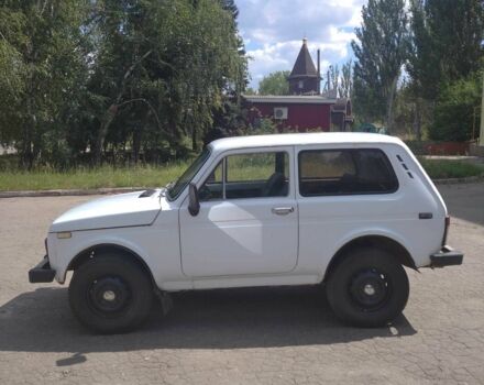 Белый ВАЗ 2121, объемом двигателя 1.6 л и пробегом 100 тыс. км за 1441 $, фото 2 на Automoto.ua