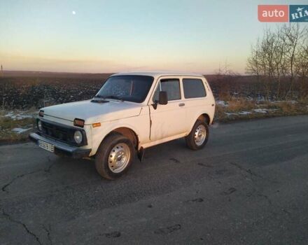 Білий ВАЗ 2121 Нива, об'ємом двигуна 1.69 л та пробігом 101 тис. км за 1550 $, фото 1 на Automoto.ua