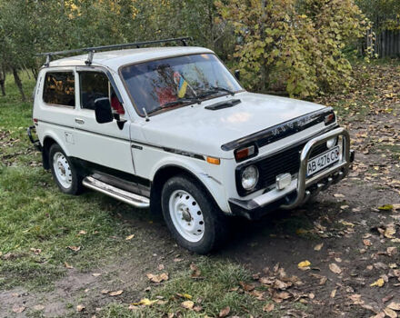 Білий ВАЗ 2121 Нива, об'ємом двигуна 1.6 л та пробігом 170 тис. км за 3200 $, фото 4 на Automoto.ua