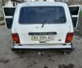 Белый ВАЗ 2121 Нива, объемом двигателя 1.6 л и пробегом 119 тыс. км за 2800 $, фото 2 на Automoto.ua