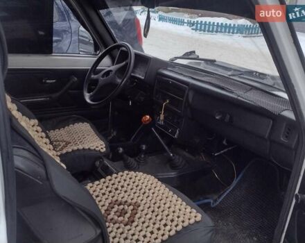 Белый ВАЗ 2121 Нива, объемом двигателя 0 л и пробегом 312 тыс. км за 3200 $, фото 8 на Automoto.ua