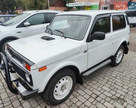 Белый ВАЗ 2121 Нива, объемом двигателя 1.7 л и пробегом 86 тыс. км за 6200 $, фото 4 на Automoto.ua