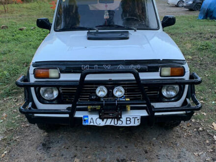 ВАЗ 2121 Нива 1979 у Львові на Automoto.ua Білий ВАЗ 2121 Нива, об'ємом двигуна 1.6 л та пробігом 200 тис. км за 2500 $, фото 1 на Automoto.ua