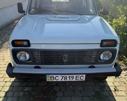 Белый ВАЗ 2121 Нива, объемом двигателя 1.6 л и пробегом 11 тыс. км за 3200 $, фото 1 на Automoto.ua