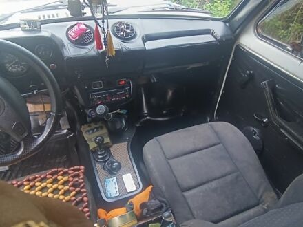 ВАЗ 2121 1981 в Вольнянске на Automoto.ua Белый ВАЗ 2121, объемом двигателя 0 л и пробегом 97 тыс. км за 2100 $, фото 1 на Automoto.ua