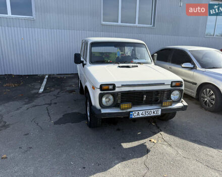 Білий ВАЗ 2121 Нива, об'ємом двигуна 1.59 л та пробігом 100 тис. км за 1350 $, фото 1 на Automoto.ua