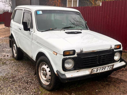 Белый ВАЗ 2121 Нива, объемом двигателя 0 л и пробегом 150 тыс. км за 1400 $, фото 1 на Automoto.ua