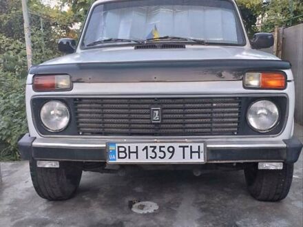 ВАЗ 2121 Нива 1983 в Измаиле на Automoto.ua Белый ВАЗ 2121 Нива, объемом двигателя 1.7 л и пробегом 50 тыс. км за 3000 $, фото 1 на Automoto.ua