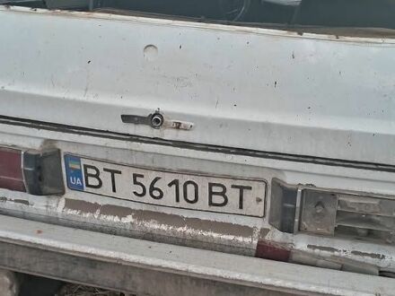Белый ВАЗ 2121 Нива, объемом двигателя 1.57 л и пробегом 125 тыс. км за 1000 $, фото 1 на Automoto.ua