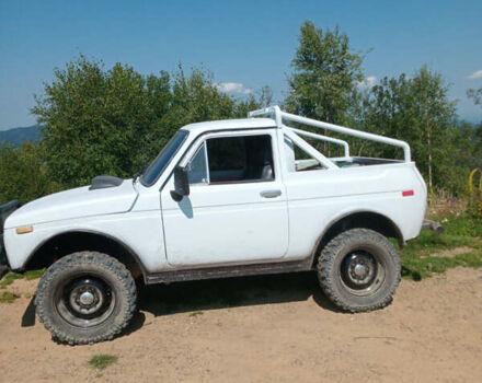 Белый ВАЗ 2121 Нива, объемом двигателя 1.6 л и пробегом 123 тыс. км за 2500 $, фото 1 на Automoto.ua