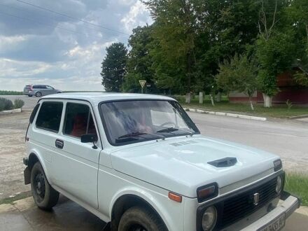 Білий ВАЗ 2121 Нива, об'ємом двигуна 0 л та пробігом 60 тис. км за 1800 $, фото 1 на Automoto.ua