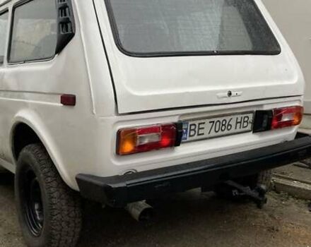 Белый ВАЗ 2121 Нива, объемом двигателя 1.58 л и пробегом 88 тыс. км за 2000 $, фото 1 на Automoto.ua