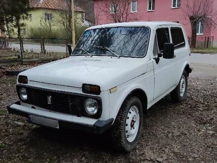 ВАЗ 2121 Нива 1986 у Рахове на Automoto.ua Білий ВАЗ 2121 Нива, об'ємом двигуна 1.6 л та пробігом 112 тис. км за 2700 $, фото 1 на Automoto.ua