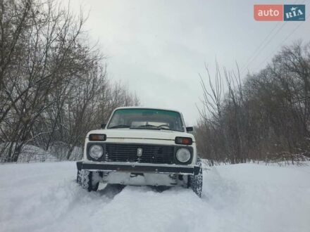 Білий ВАЗ 2121 Нива, об'ємом двигуна 1.6 л та пробігом 66 тис. км за 2309 $, фото 1 на Automoto.ua
