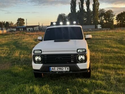 ВАЗ 2121 1988 в Запорожье на Automoto.ua Белый ВАЗ 2121, объемом двигателя 1.6 л и пробегом 100 тыс. км за 2800 $, фото 1 на Automoto.ua