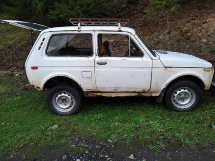 Білий ВАЗ 2121, об'ємом двигуна 0 л та пробігом 111 тис. км за 22000 $, фото 1 на Automoto.ua