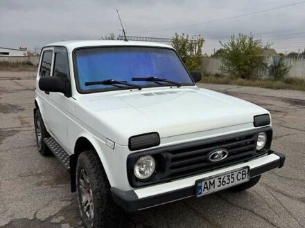 ВАЗ 2121 Нива 1989 у Попольне на Automoto.ua Білий ВАЗ 2121 Нива, об'ємом двигуна 1.57 л та пробігом 1 тис. км за 4200 $, фото 1 на Automoto.ua
