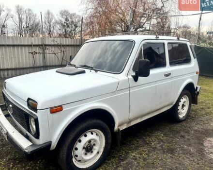 Белый ВАЗ 2121 Нива, объемом двигателя 1.5 л и пробегом 777 тыс. км за 2000 $, фото 1 на Automoto.ua