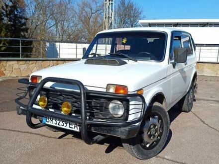 ВАЗ 2121 Нива 1989 в Новгород-Северском на Automoto.ua Белый ВАЗ 2121 Нива, объемом двигателя 1.6 л и пробегом 95 тыс. км за 2200 $, фото 1 на Automoto.ua
