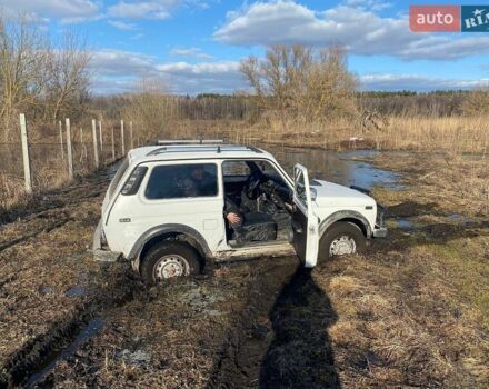 Білий ВАЗ 2121 Нива, об'ємом двигуна 1.57 л та пробігом 15 тис. км за 3000 $, фото 1 на Automoto.ua