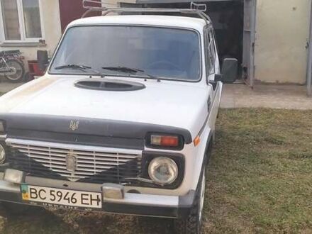 ВАЗ 2121 Нива 1990 у Бориславе на Automoto.ua Білий ВАЗ 2121 Нива, об'ємом двигуна 1.6 л та пробігом 118 тис. км за 3200 $, фото 1 на Automoto.ua