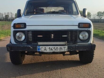 ВАЗ 2121 1991 в Борисполе на Automoto.ua Белый ВАЗ 2121, объемом двигателя 1.6 л и пробегом 70 тыс. км за 1750 $, фото 1 на Automoto.ua