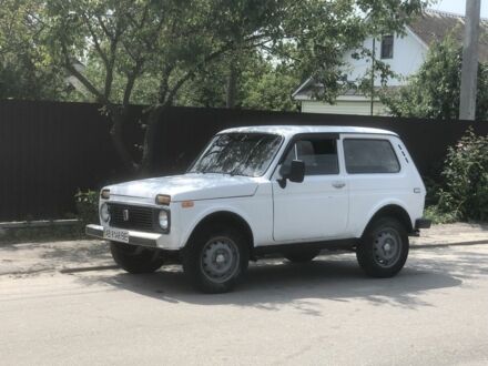 ВАЗ 2121 Нива 1991 у Полонном на Automoto.ua Білий ВАЗ 2121 Нива, об'ємом двигуна 1.6 л та пробігом 77 тис. км за 1400 $, фото 1 на Automoto.ua