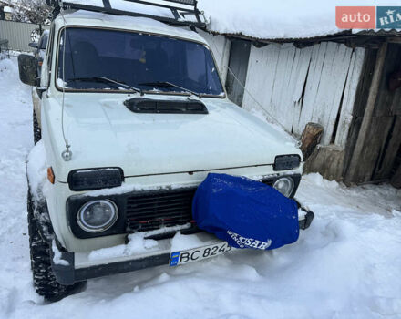 Белый ВАЗ 2121 Нива, объемом двигателя 1.6 л и пробегом 53 тыс. км за 4300 $, фото 1 на Automoto.ua