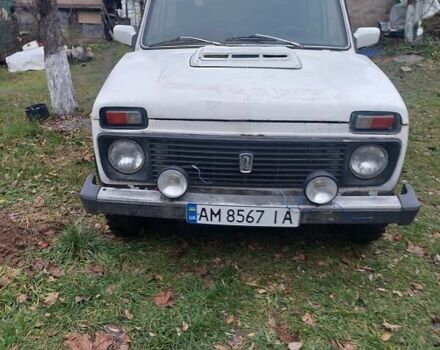 Белый ВАЗ 2121 Нива, объемом двигателя 1.57 л и пробегом 69 тыс. км за 1700 $, фото 1 на Automoto.ua