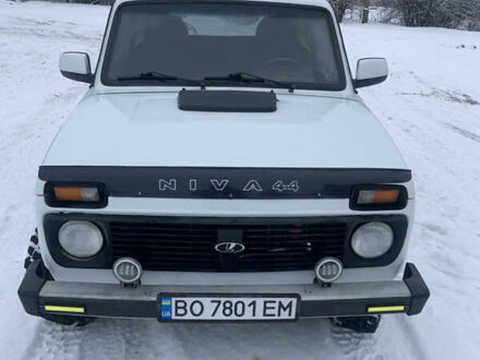 Білий ВАЗ 2121 Нива, об'ємом двигуна 1.57 л та пробігом 150 тис. км за 2999 $, фото 1 на Automoto.ua