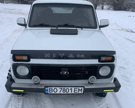Білий ВАЗ 2121 Нива, об'ємом двигуна 1.57 л та пробігом 150 тис. км за 2999 $, фото 1 на Automoto.ua