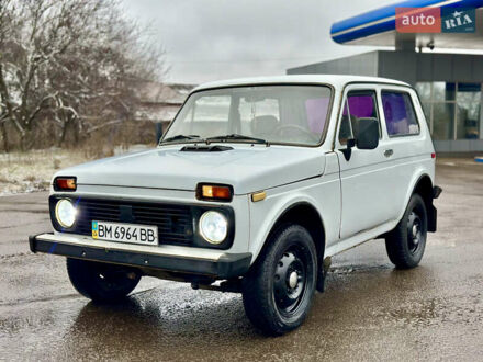 Белый ВАЗ 2121 Нива, объемом двигателя 1.57 л и пробегом 145 тыс. км за 1650 $, фото 1 на Automoto.ua