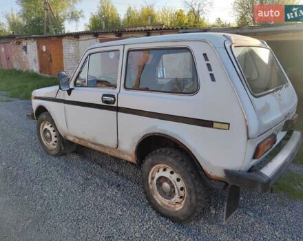 Білий ВАЗ 2121 Нива, об'ємом двигуна 1.1 л та пробігом 57 тис. км за 1200 $, фото 1 на Automoto.ua