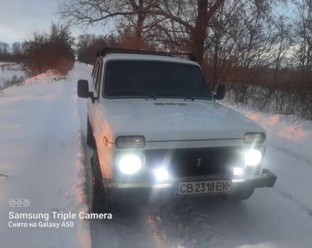 Белый ВАЗ 2121 Нива, объемом двигателя 0.17 л и пробегом 50 тыс. км за 3700 $, фото 1 на Automoto.ua