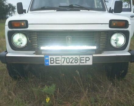 Белый ВАЗ 2121 Нива, объемом двигателя 0 л и пробегом 107 тыс. км за 3500 $, фото 1 на Automoto.ua