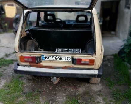 Бежевий ВАЗ 2121 Нива, об'ємом двигуна 1.6 л та пробігом 775 тис. км за 1300 $, фото 7 на Automoto.ua