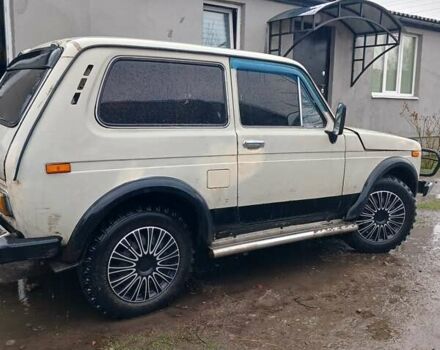 Бежевый ВАЗ 2121 Нива, объемом двигателя 1.57 л и пробегом 50 тыс. км за 1900 $, фото 2 на Automoto.ua