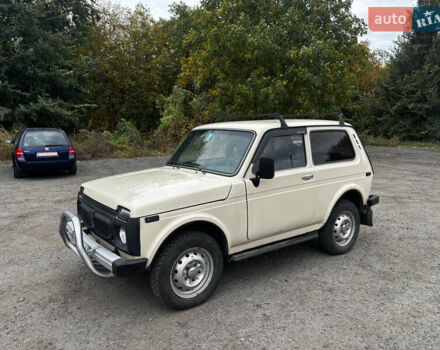 Бежевий ВАЗ 2121 Нива, об'ємом двигуна 1.6 л та пробігом 64 тис. км за 2550 $, фото 3 на Automoto.ua