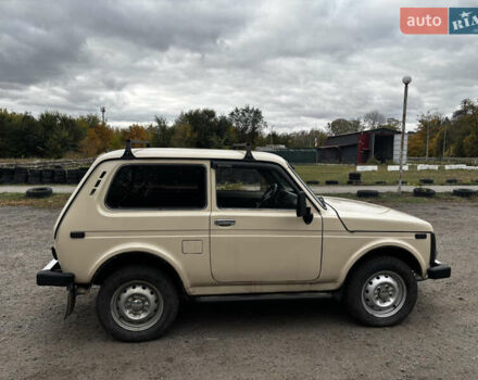Бежевий ВАЗ 2121 Нива, об'ємом двигуна 1.6 л та пробігом 64 тис. км за 2550 $, фото 11 на Automoto.ua