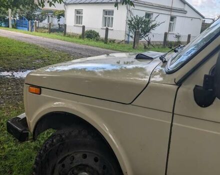 Бежевый ВАЗ 2121 Нива, объемом двигателя 1.59 л и пробегом 102 тыс. км за 3500 $, фото 4 на Automoto.ua