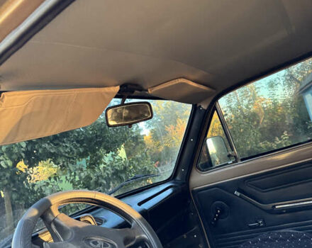 Бежевий ВАЗ 2121 Нива, об'ємом двигуна 1.6 л та пробігом 180 тис. км за 3000 $, фото 15 на Automoto.ua