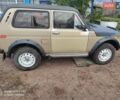 Бежевый ВАЗ 2121 Нива, объемом двигателя 1.6 л и пробегом 300 тыс. км за 1536 $, фото 1 на Automoto.ua