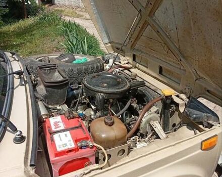 Бежевый ВАЗ 2121 Нива, объемом двигателя 1.57 л и пробегом 20 тыс. км за 2100 $, фото 2 на Automoto.ua