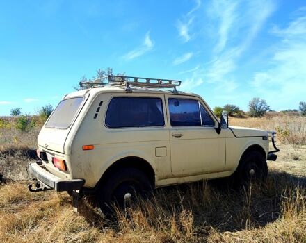Бежевый ВАЗ 2121 Нива, объемом двигателя 1.6 л и пробегом 125 тыс. км за 1500 $, фото 3 на Automoto.ua