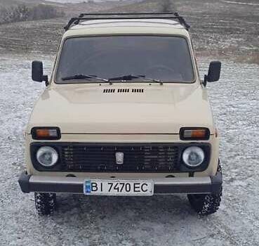Бежевий ВАЗ 2121 Нива, об'ємом двигуна 1.57 л та пробігом 120 тис. км за 3800 $, фото 3 на Automoto.ua