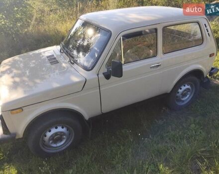Бежевый ВАЗ 2121 Нива, объемом двигателя 1.6 л и пробегом 84 тыс. км за 2700 $, фото 9 на Automoto.ua