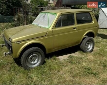 Бежевий ВАЗ 2121 Нива, об'ємом двигуна 1.45 л та пробігом 300 тис. км за 1300 $, фото 2 на Automoto.ua